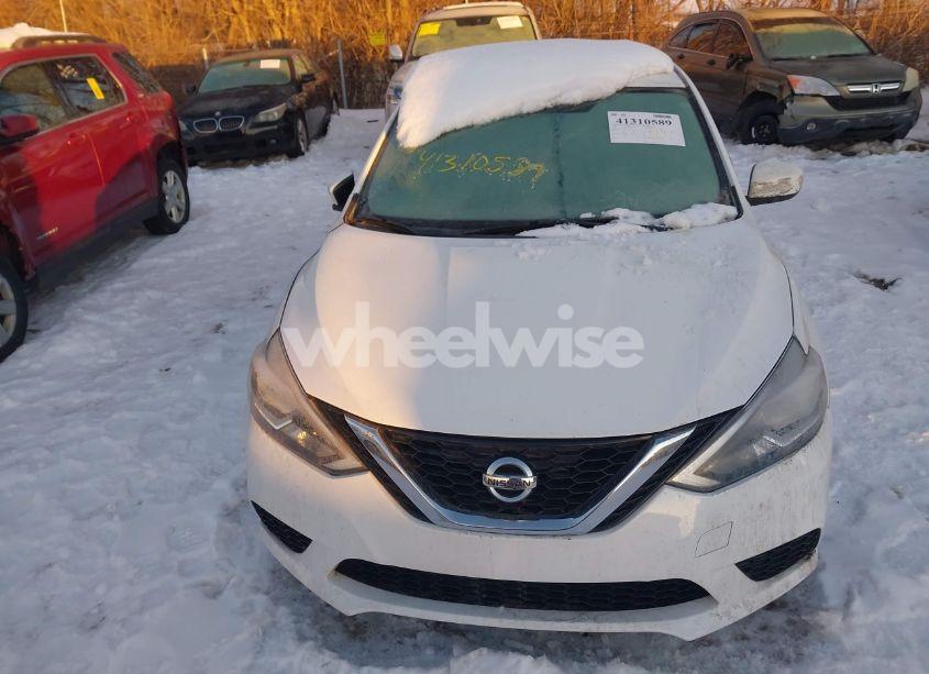 Photo 6 of 2017 Nissan Sentra (VIN 3N1AB7AP3HY333655)