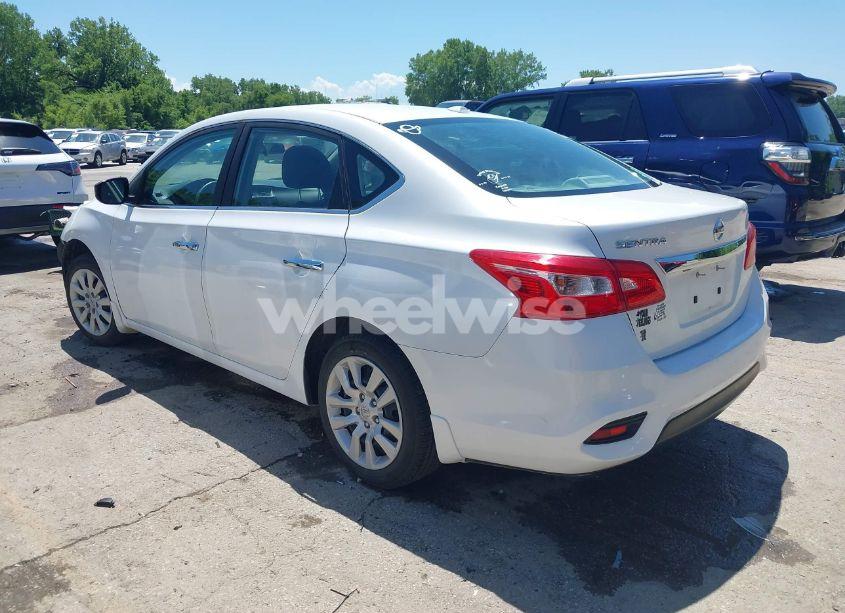 Photo 3 of 2017 Nissan Sentra SV (VIN 3N1AB7AP3HY337169)
