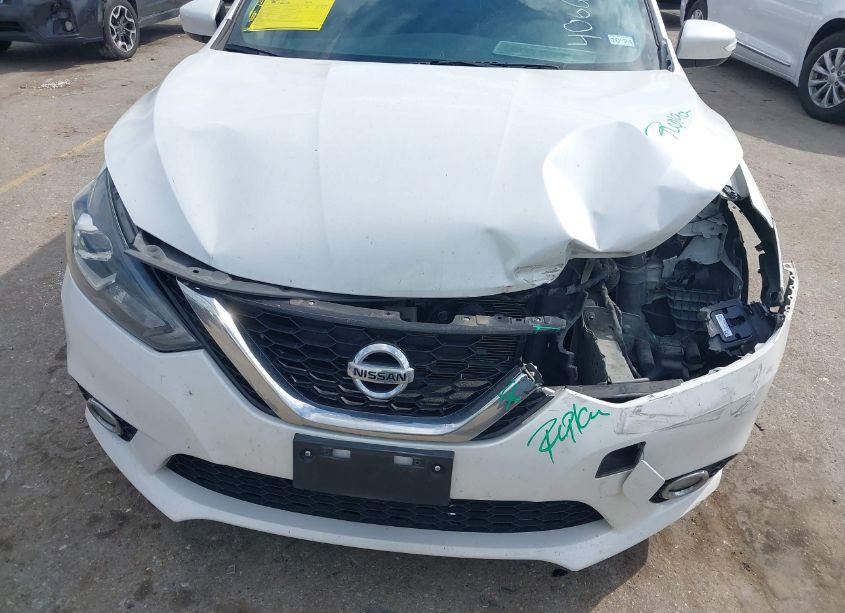 Photo 6 of 2017 Nissan Sentra SR (VIN 3N1AB7AP3HY349595)