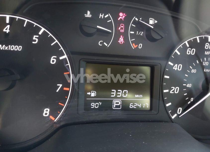 Photo 7 of 2017 Nissan Sentra S (VIN 3N1AB7AP3HY352528)