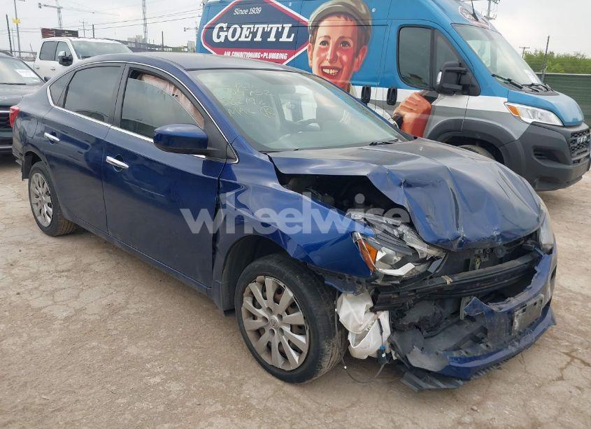 2017 Nissan Sentra S (VIN 3N1AB7AP3HY382192) main photo