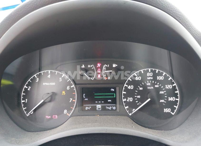 Photo 7 of 2017 Nissan Sentra S (VIN 3N1AB7AP3HY382192)