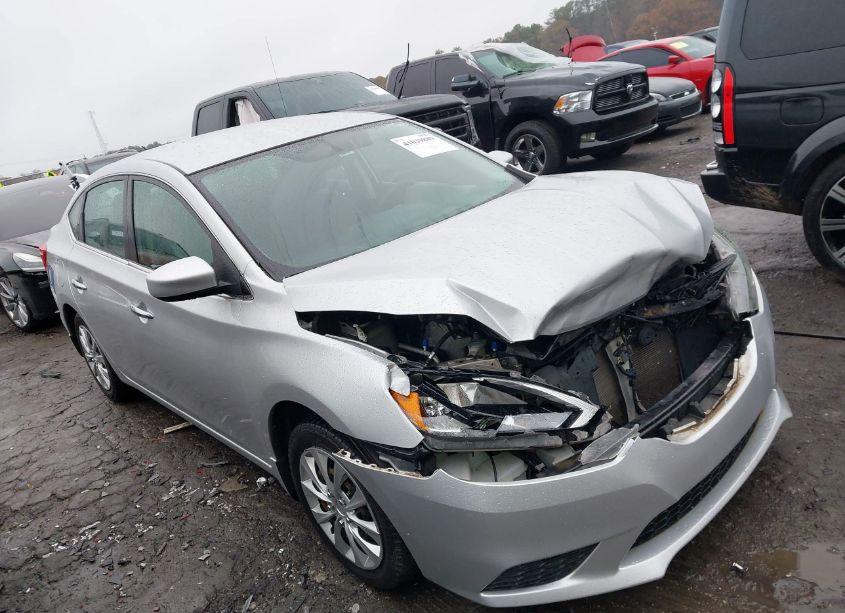 2017 Nissan Sentra S (VIN 3N1AB7AP3HY387473) main photo