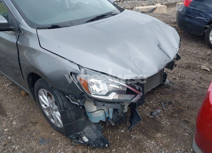 Photo 12 of 2018 Nissan Sentra SV (VIN 3N1AB7AP3JL616964)