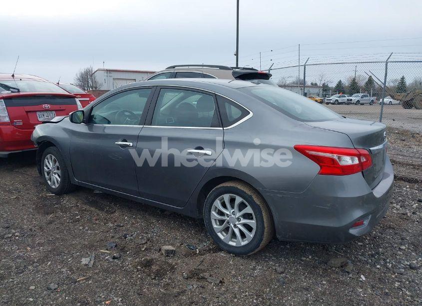 Photo 3 of 2018 Nissan Sentra SV (VIN 3N1AB7AP3JL616964)