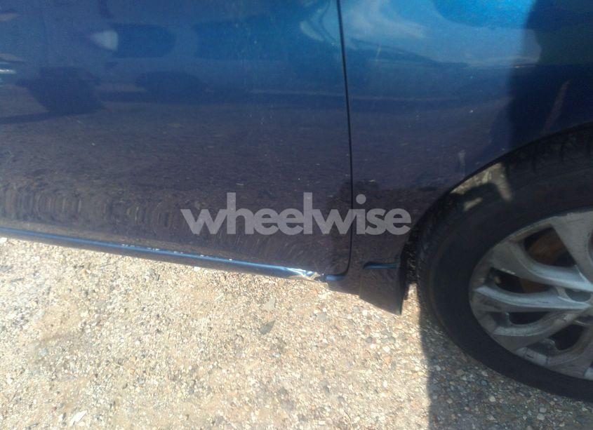 Photo 14 of 2018 Nissan Sentra SV (VIN 3N1AB7AP3JL621422)