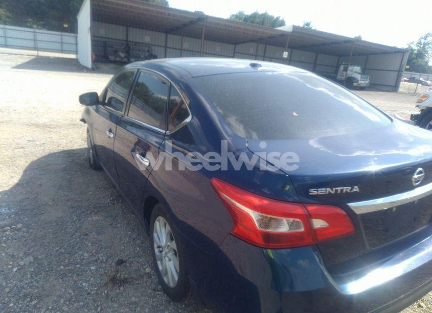 Photo 16 of 2018 Nissan Sentra SV (VIN 3N1AB7AP3JL621422)