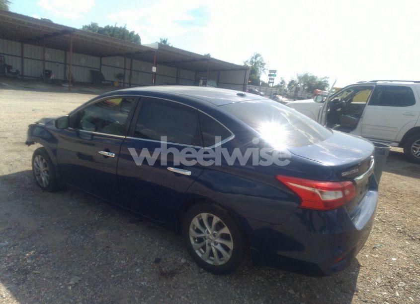 Photo 3 of 2018 Nissan Sentra SV (VIN 3N1AB7AP3JL621422)
