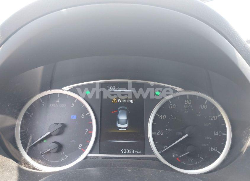 Photo 7 of 2018 Nissan Sentra SV (VIN 3N1AB7AP3JL622179)