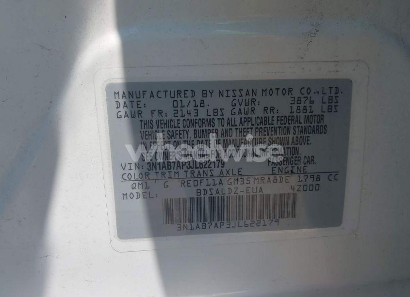 Photo 9 of 2018 Nissan Sentra SV (VIN 3N1AB7AP3JL622179)