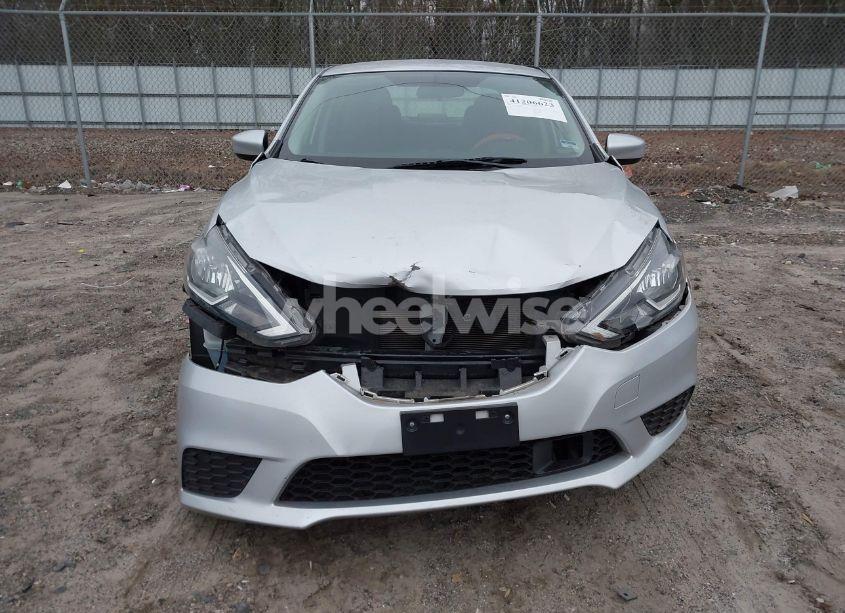 Photo 12 of 2018 Nissan Sentra SV (VIN 3N1AB7AP3JL627785)