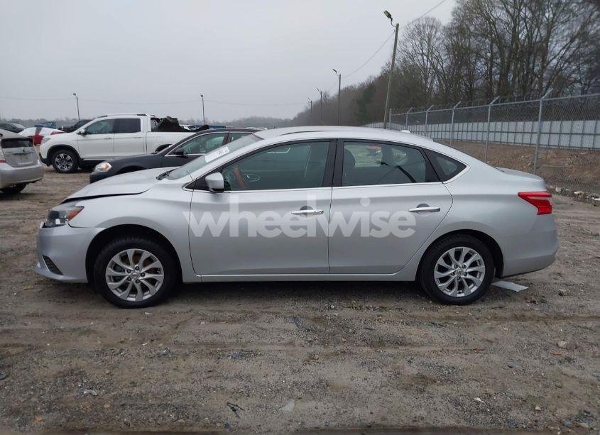 Photo 14 of 2018 Nissan Sentra SV (VIN 3N1AB7AP3JL627785)