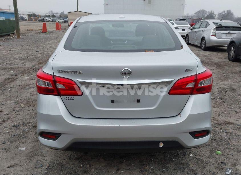 Photo 16 of 2018 Nissan Sentra SV (VIN 3N1AB7AP3JL627785)