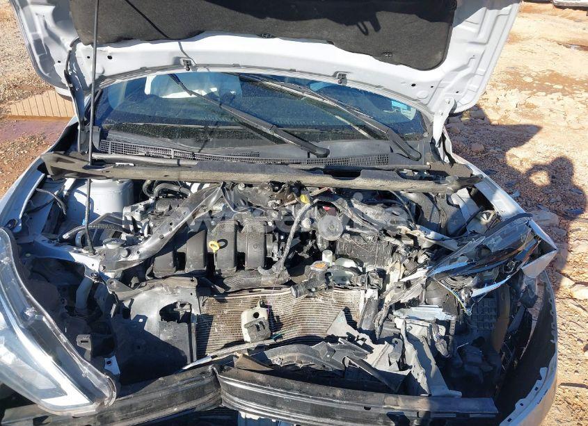 Photo 10 of 2018 Nissan Sentra SV (VIN 3N1AB7AP3JL630010)