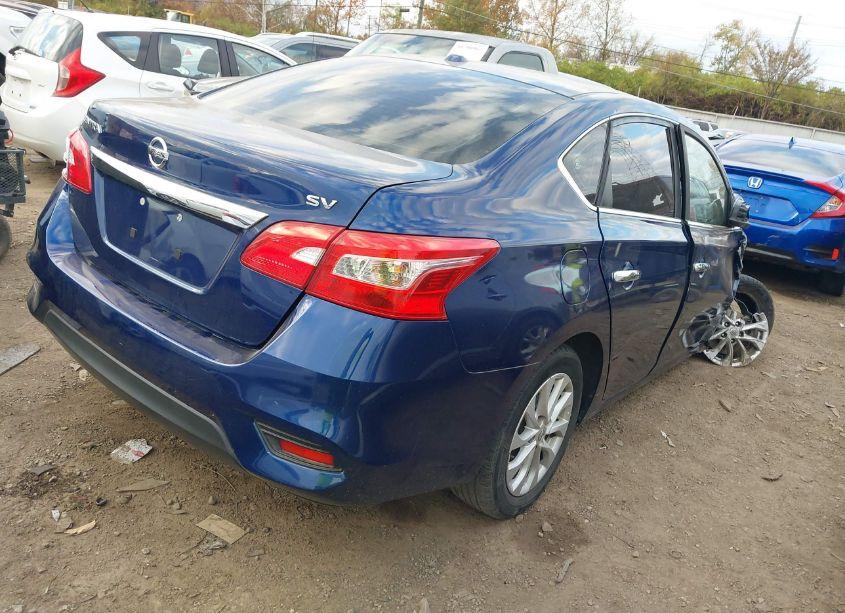 Photo 4 of 2018 Nissan Sentra SV (VIN 3N1AB7AP3JL649110)