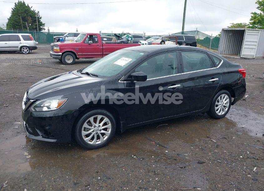 Photo 15 of 2018 Nissan Sentra SV (VIN 3N1AB7AP3JL653786)