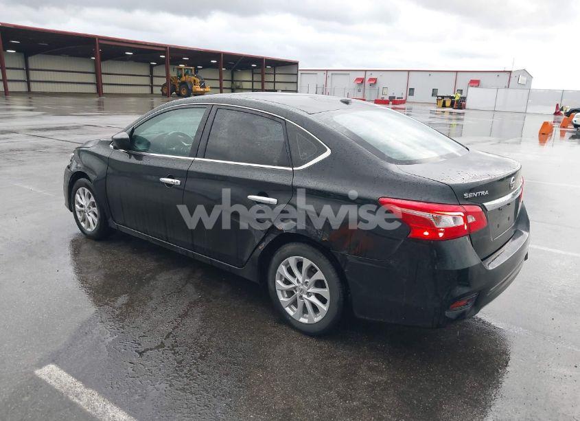 Photo 3 of 2018 Nissan Sentra SV (VIN 3N1AB7AP3JL656154)