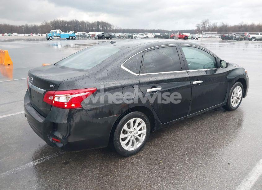 Photo 4 of 2018 Nissan Sentra SV (VIN 3N1AB7AP3JL656154)