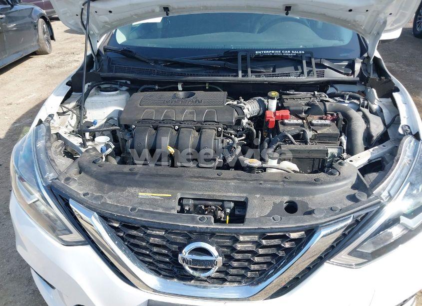 Photo 10 of 2018 Nissan Sentra SV (VIN 3N1AB7AP3JL658003)