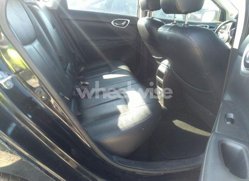 Photo 8 of 2018 Nissan Sentra SV (VIN 3N1AB7AP3JY205762)