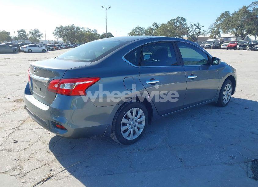 Photo 4 of 2018 Nissan Sentra S (VIN 3N1AB7AP3JY208466)