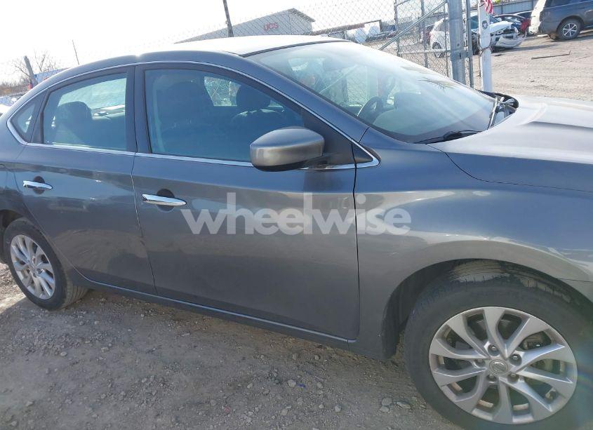 Photo 13 of 2018 Nissan Sentra S (VIN 3N1AB7AP3JY220939)