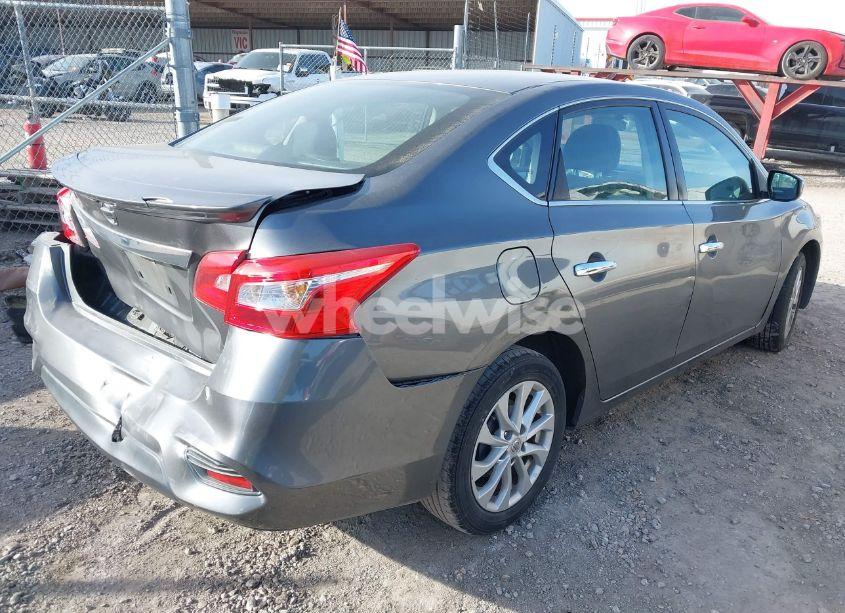 Photo 4 of 2018 Nissan Sentra S (VIN 3N1AB7AP3JY220939)