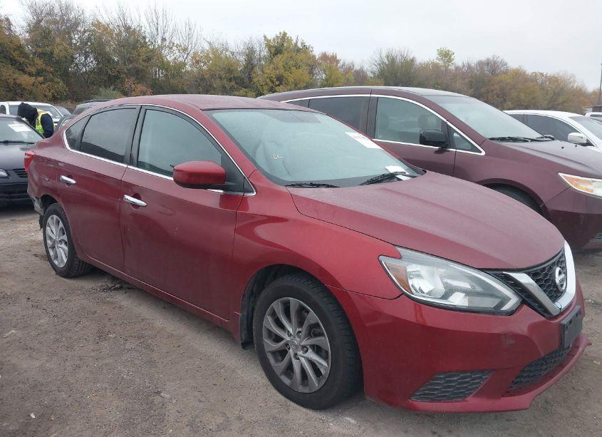 Photo 13 of 2018 Nissan Sentra SV (VIN 3N1AB7AP3JY222786)