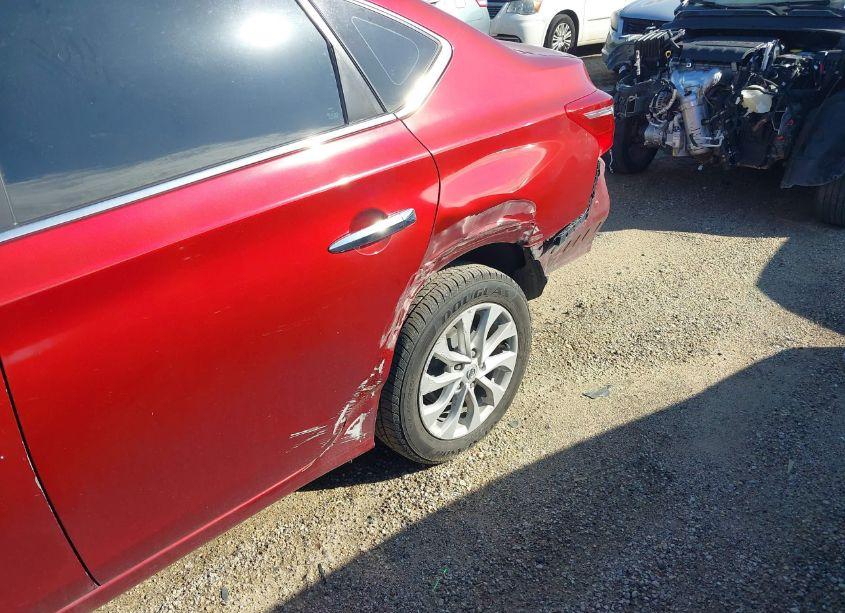 Photo 6 of 2018 Nissan Sentra SV (VIN 3N1AB7AP3JY222786)