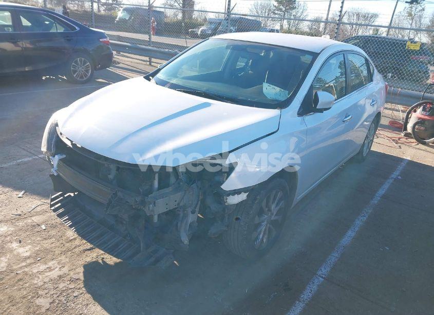 Photo 2 of 2018 Nissan Sentra SV (VIN 3N1AB7AP3JY226692)