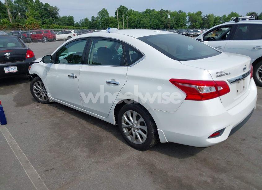 Photo 3 of 2018 Nissan Sentra SV (VIN 3N1AB7AP3JY227325)