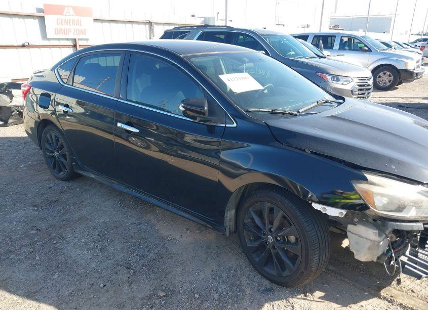 Photo 14 of 2018 Nissan Sentra SR (VIN 3N1AB7AP3JY232203)