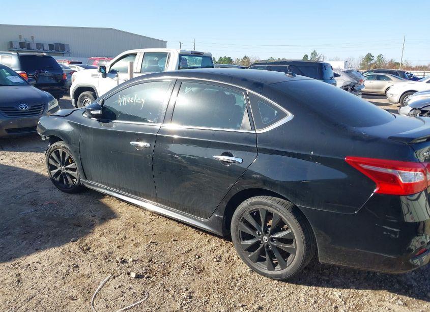 Photo 15 of 2018 Nissan Sentra SR (VIN 3N1AB7AP3JY232203)