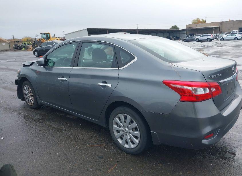 Photo 15 of 2018 Nissan Sentra S (VIN 3N1AB7AP3JY232301)
