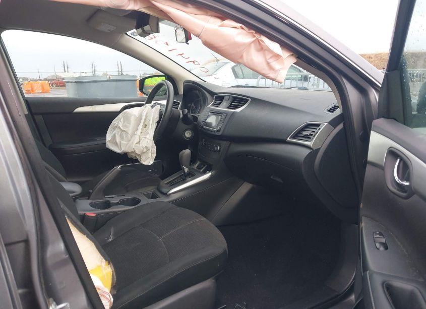 Photo 5 of 2018 Nissan Sentra S (VIN 3N1AB7AP3JY232301)