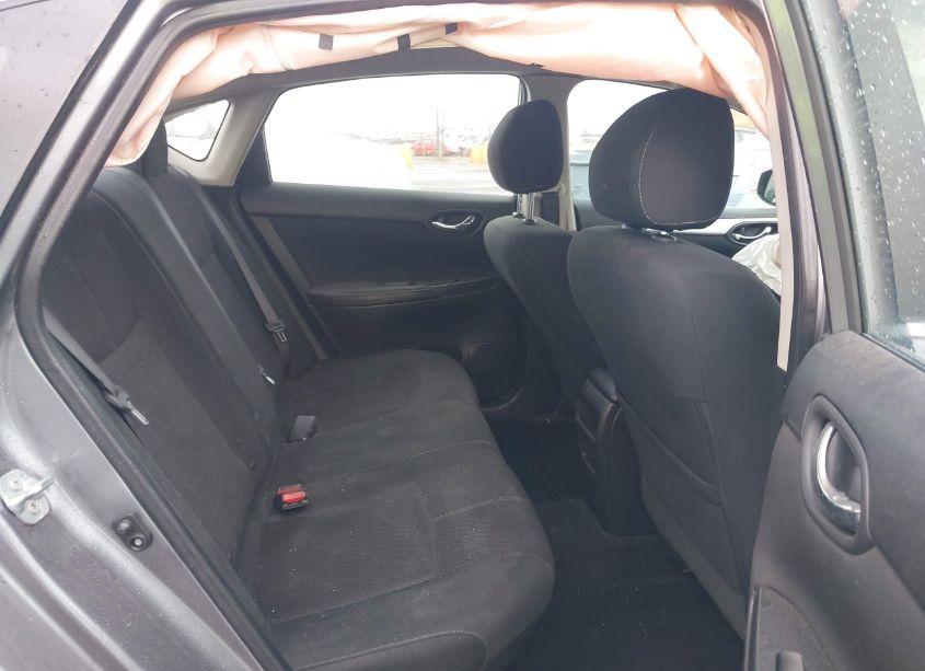 Photo 8 of 2018 Nissan Sentra S (VIN 3N1AB7AP3JY232301)