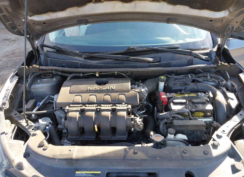 Photo 10 of 2018 Nissan Sentra S (VIN 3N1AB7AP3JY241676)
