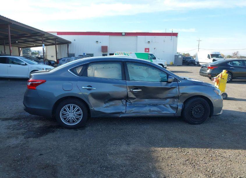 Photo 14 of 2018 Nissan Sentra S (VIN 3N1AB7AP3JY241676)