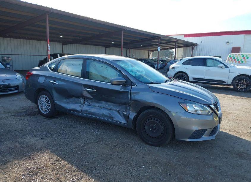Photo 6 of 2018 Nissan Sentra S (VIN 3N1AB7AP3JY241676)
