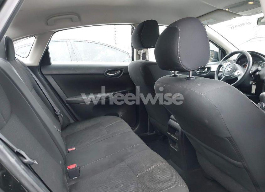Photo 8 of 2018 Nissan Sentra S (VIN 3N1AB7AP3JY252449)