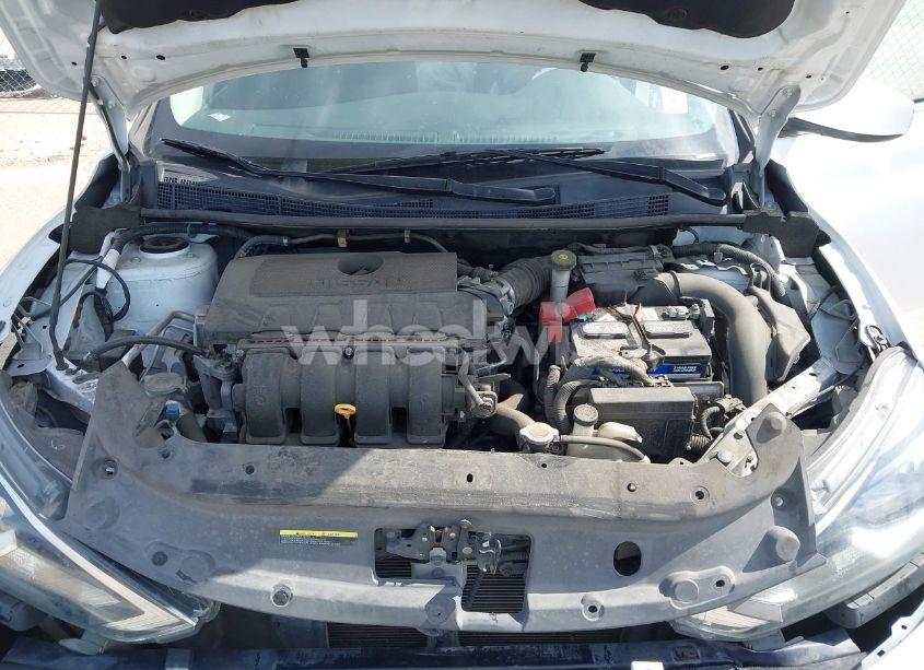 Photo 10 of 2018 Nissan Sentra S (VIN 3N1AB7AP3JY252466)