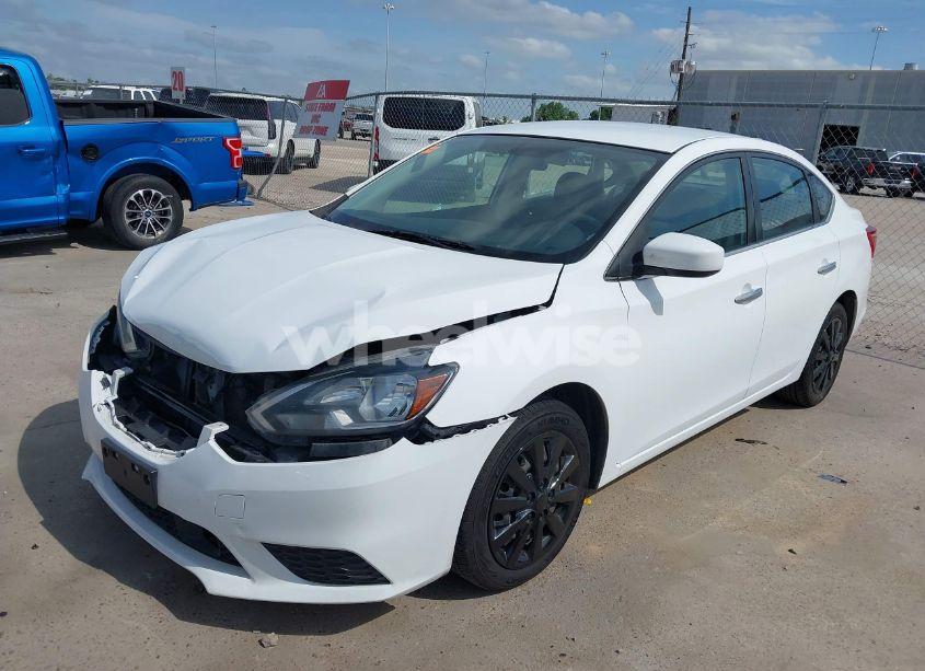 Photo 2 of 2018 Nissan Sentra S (VIN 3N1AB7AP3JY252466)