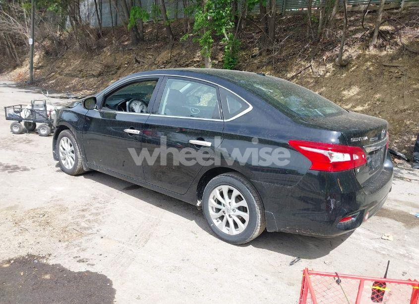 Photo 3 of 2018 Nissan Sentra SV (VIN 3N1AB7AP3JY254444)