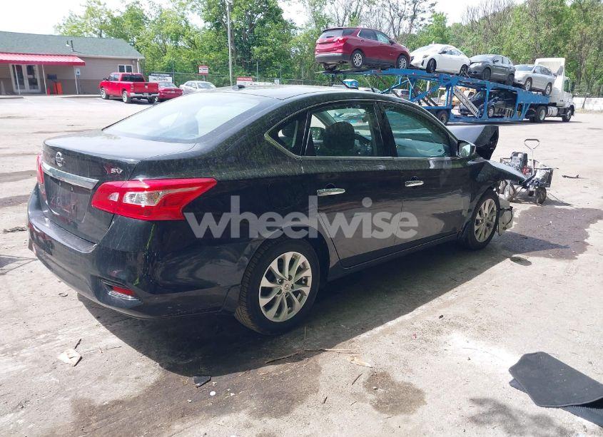 Photo 4 of 2018 Nissan Sentra SV (VIN 3N1AB7AP3JY254444)