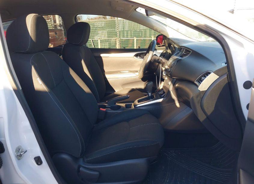 Photo 5 of 2018 Nissan Sentra S (VIN 3N1AB7AP3JY273205)