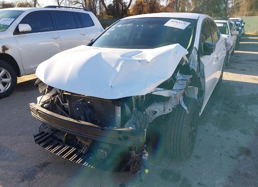 Photo 6 of 2018 Nissan Sentra S (VIN 3N1AB7AP3JY273205)