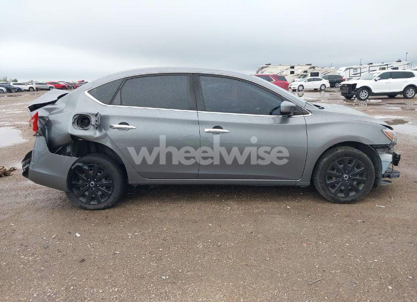 Photo 14 of 2018 Nissan Sentra S (VIN 3N1AB7AP3JY284351)