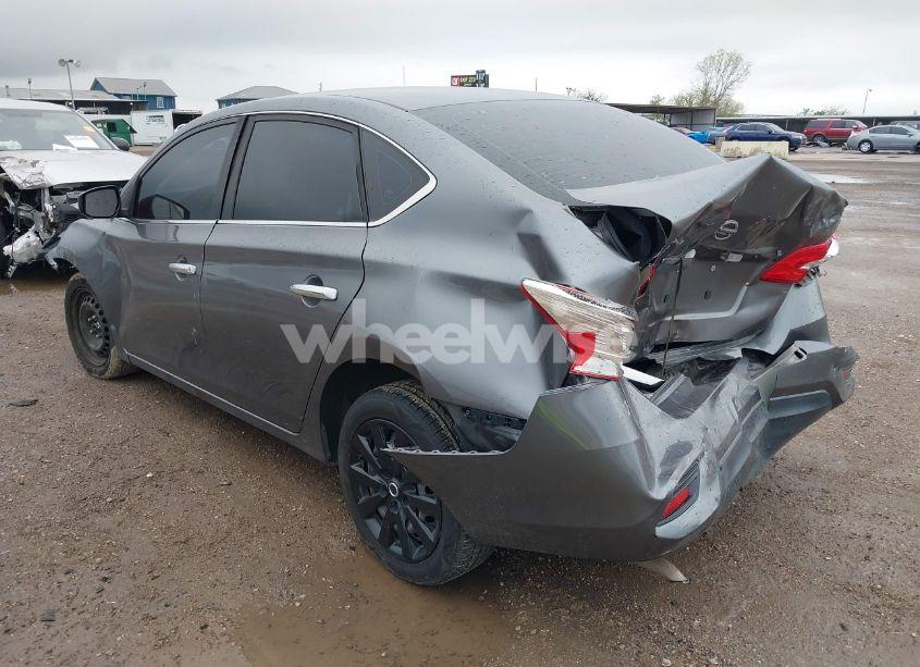 Photo 3 of 2018 Nissan Sentra S (VIN 3N1AB7AP3JY284351)