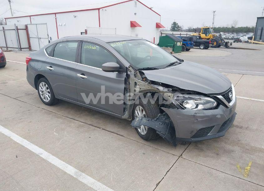 2018 Nissan Sentra SV (VIN 3N1AB7AP3JY288271) main photo