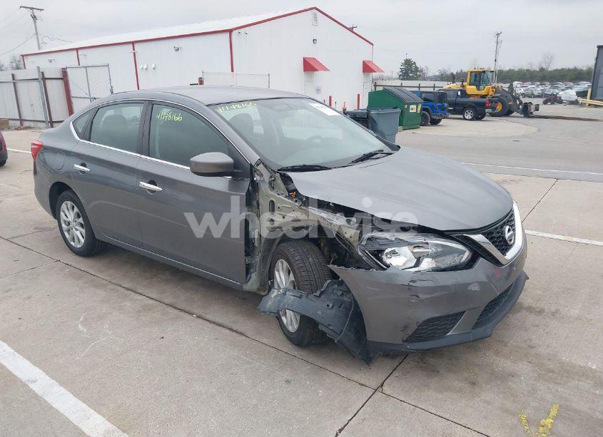 Photo 6 of 2018 Nissan Sentra SV (VIN 3N1AB7AP3JY288271)